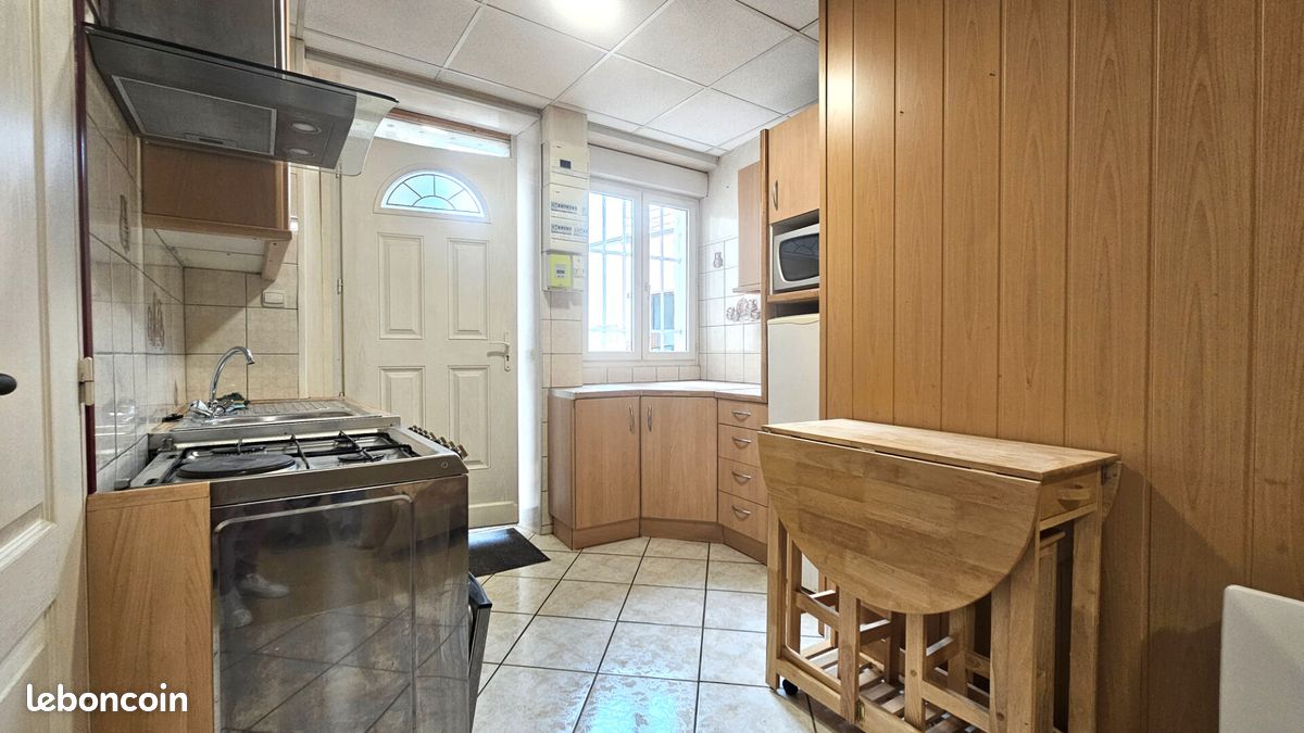 Appartement 1 pièce 18 m² · à Saint-Genix-les-Villages · 18 m² · 400 €/mois