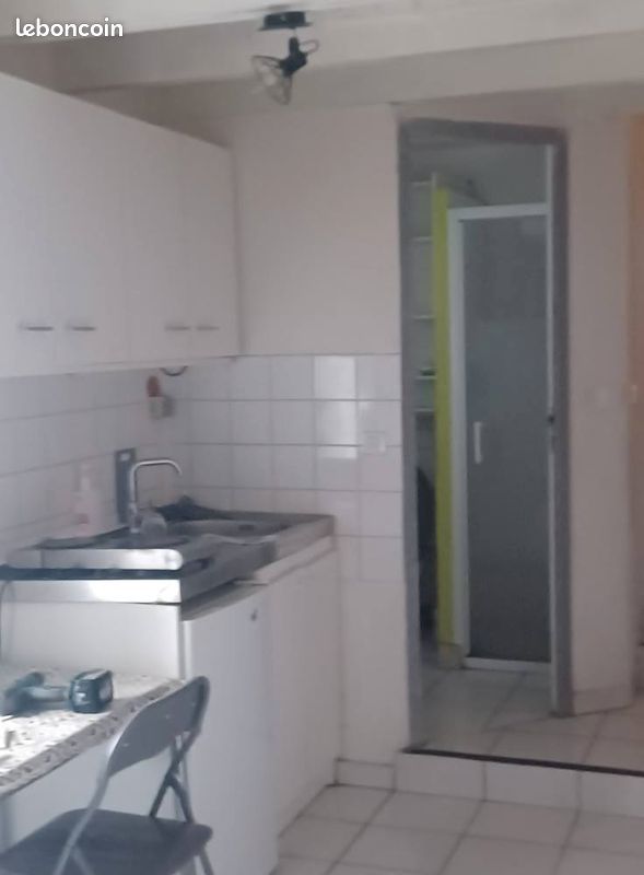 Appartement 3 pièces 30 m² · à Privas · 30 m² · 350 €/mois