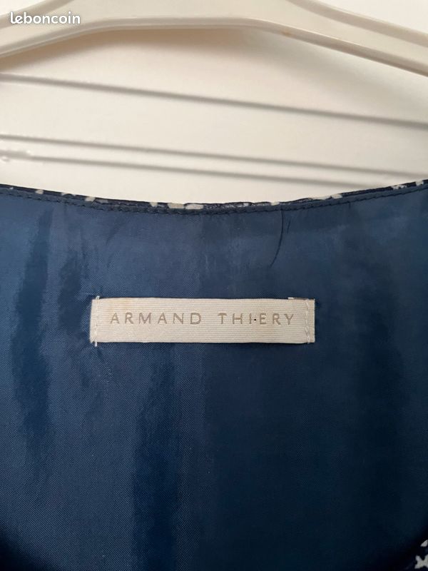 Genis Laval Armand Et Thiery Femme Shop Catalogue Armand Thiery