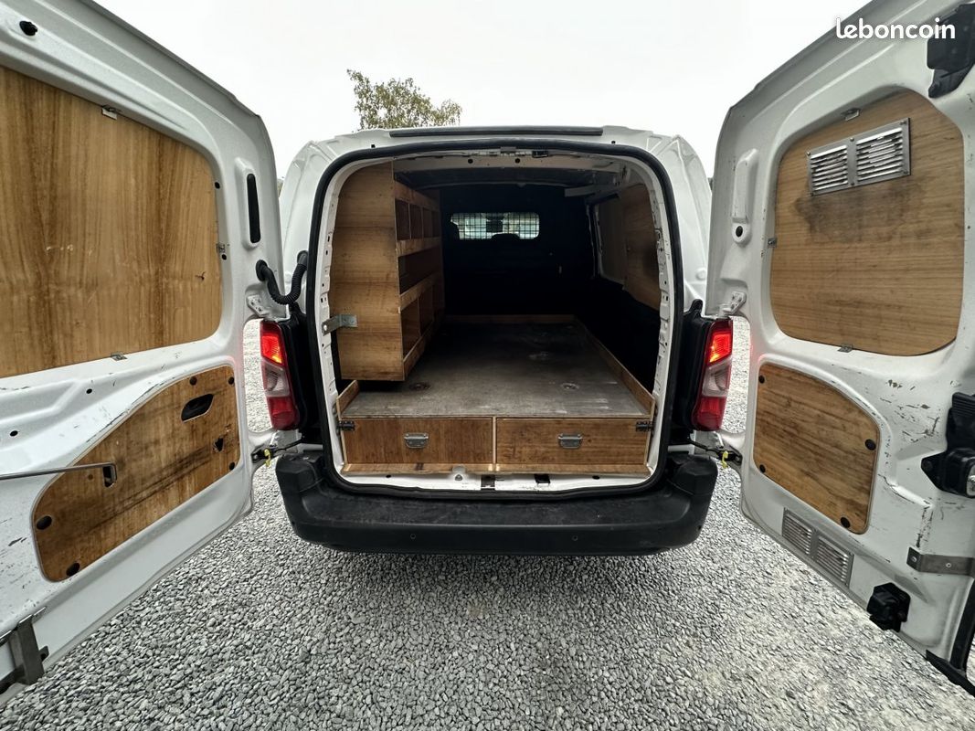 Citroën Berlingo (3) M 650kg BlueHDi 100 BVM Driver (image 20)