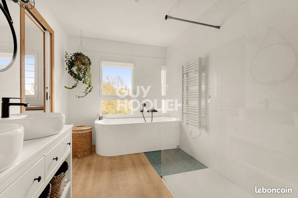Maison 5 pièces 145 m² · à Fronton · 145 m² · 349 000 €