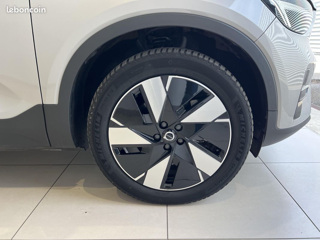 VOLVO XC40 Recharge Extended Range 252 ch 1EDT Plus (image 10)