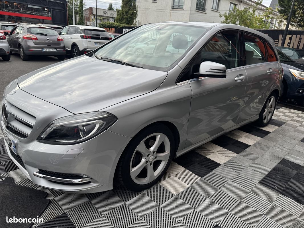 Mercedes CLASSE B 180 SPORT (image 2)