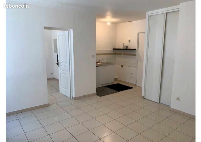 Appartement 2 pièces 31 m² · à Toulon · 31 m² · 515 €