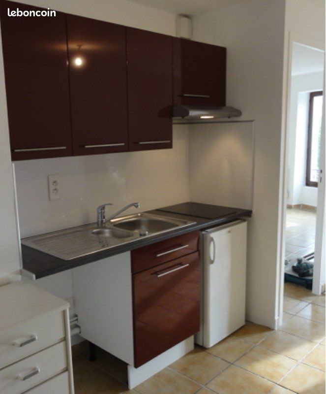 Appartement 1 pièce 27 m² · à Clermont-Ferrand · 27 m² · 380 €