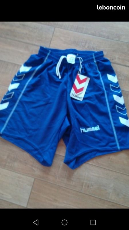 Short Hummel 164 (image 1)