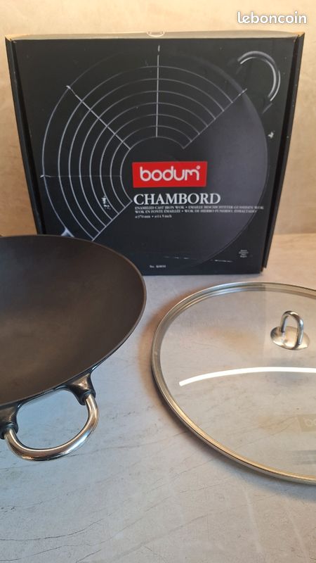 Wok bodum Chambord en fonte (image 1)