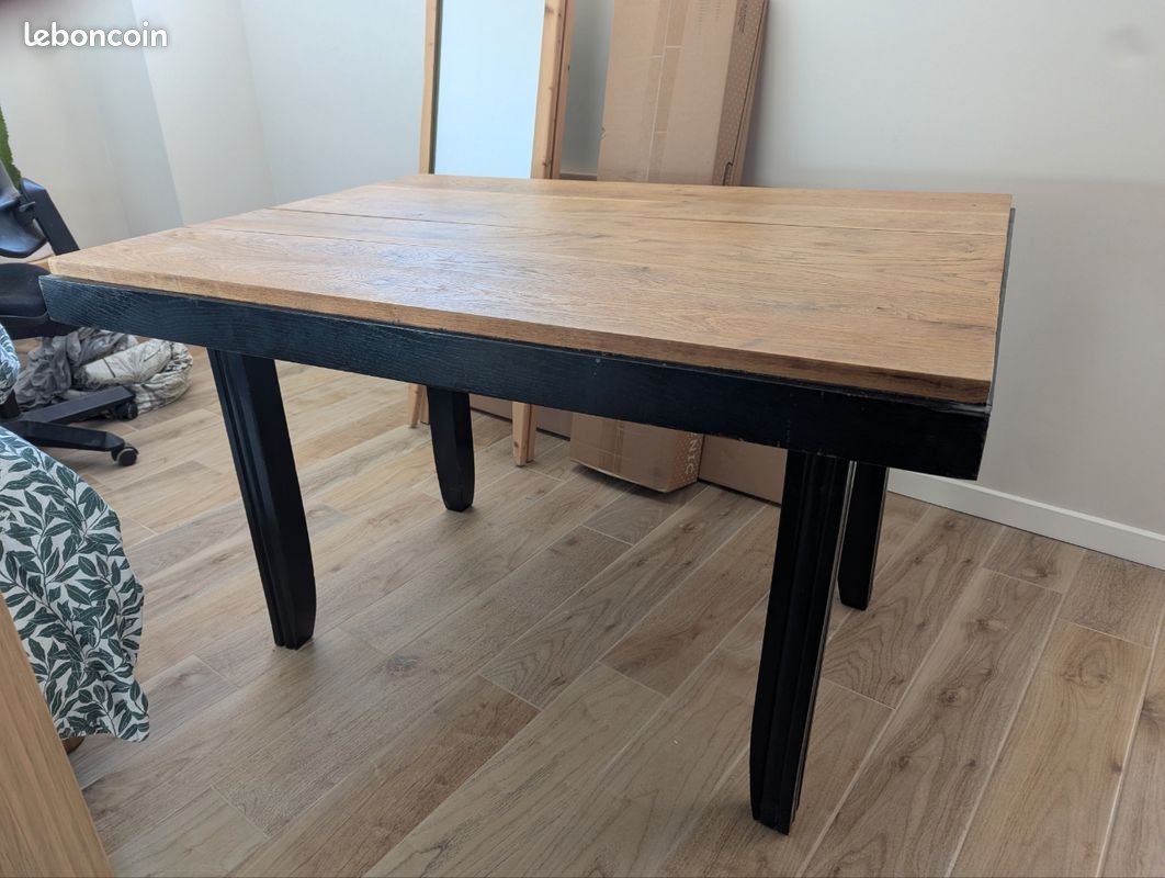 Table bois massif et laque 120x88 (image 3)