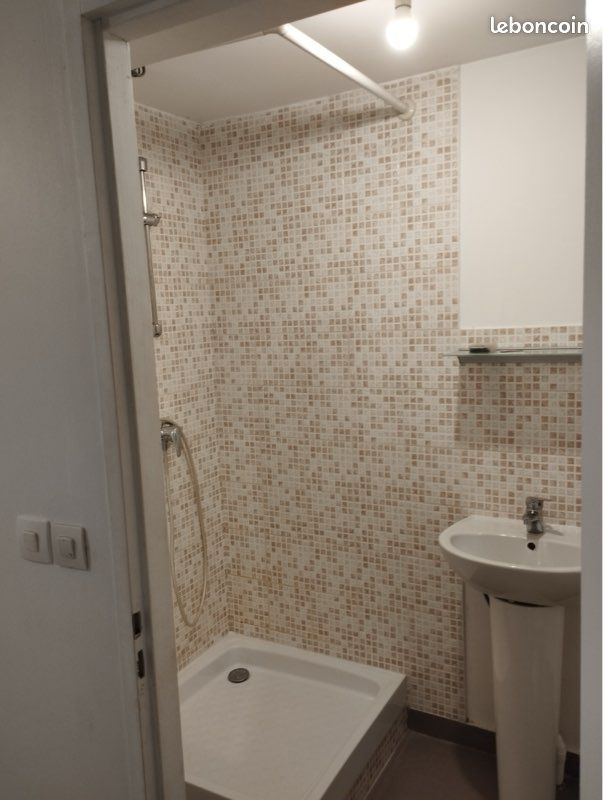 Appartement a louer decines-charpieu - 2 pièce(s) - 28 m2 - Surfyn