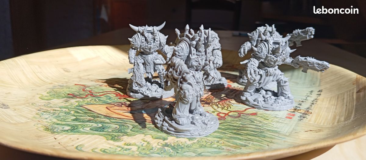 Terminator Space Marines du chaos armés de Gantelets et armes-combi (image 2)