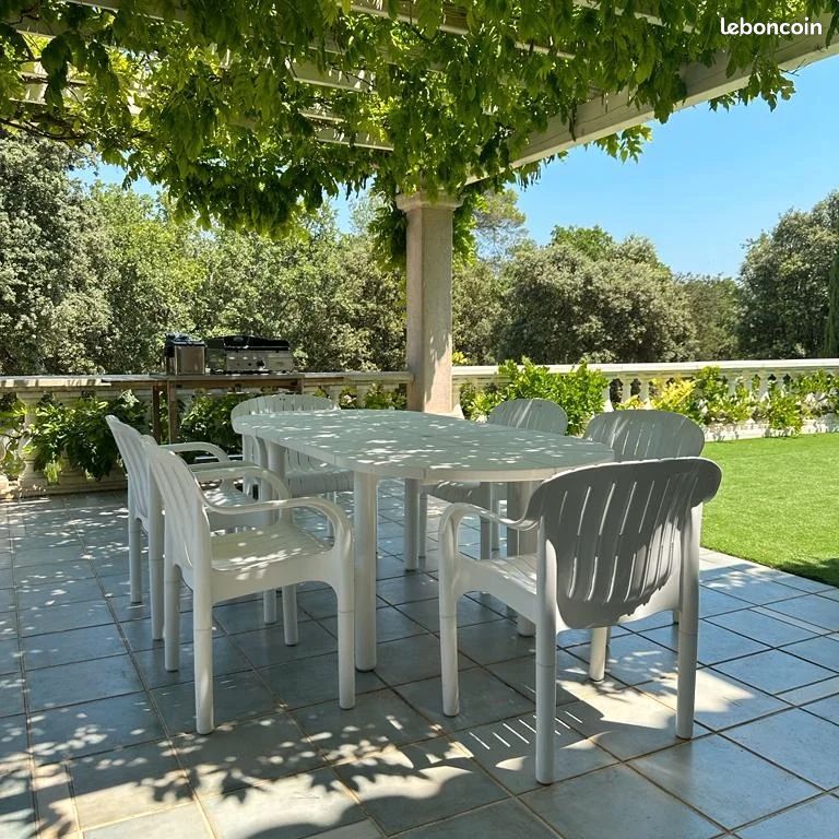 Villa à louer pour août à lorgues 6 à 10 personnes (image 3)
