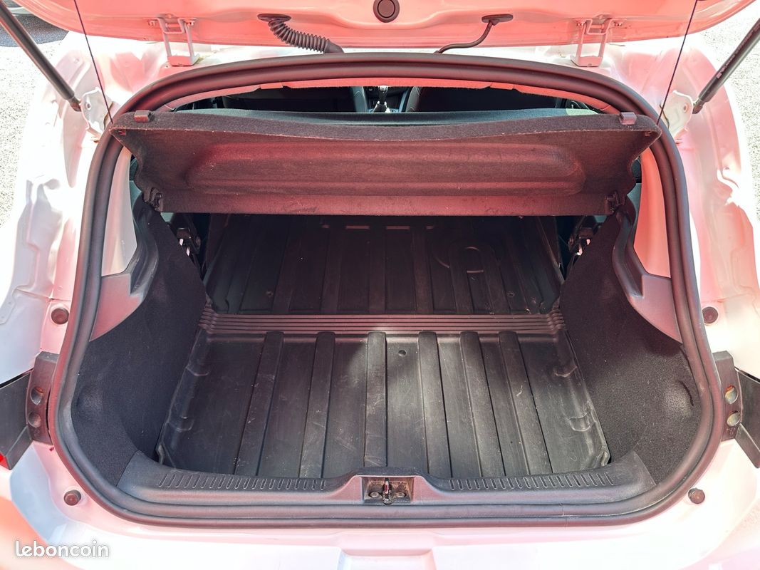 Renault CLIO IV 1.5 DCI 75 CH SOCIÉTÉ - GARANTIE 12 MOIS (image 10)
