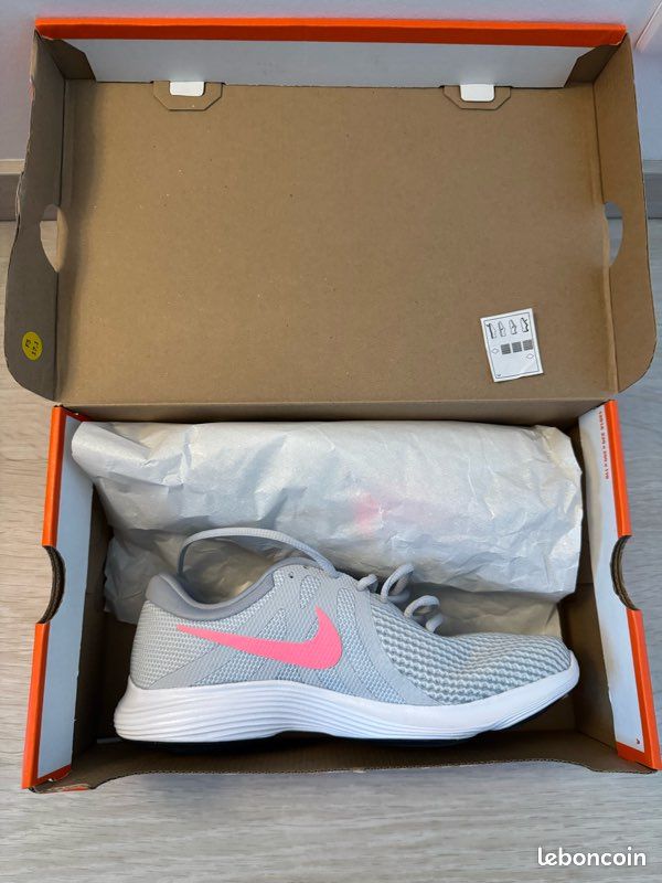 Basket Nike femme pointure taille 40 Chaussures