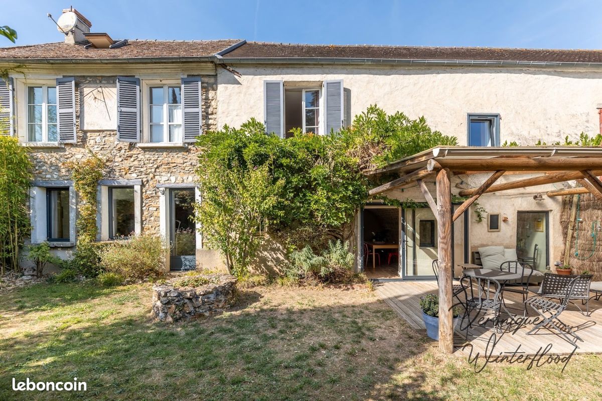 Maison 6 pièces 166 m² · à Hargeville · 166 m² · 450 000 €