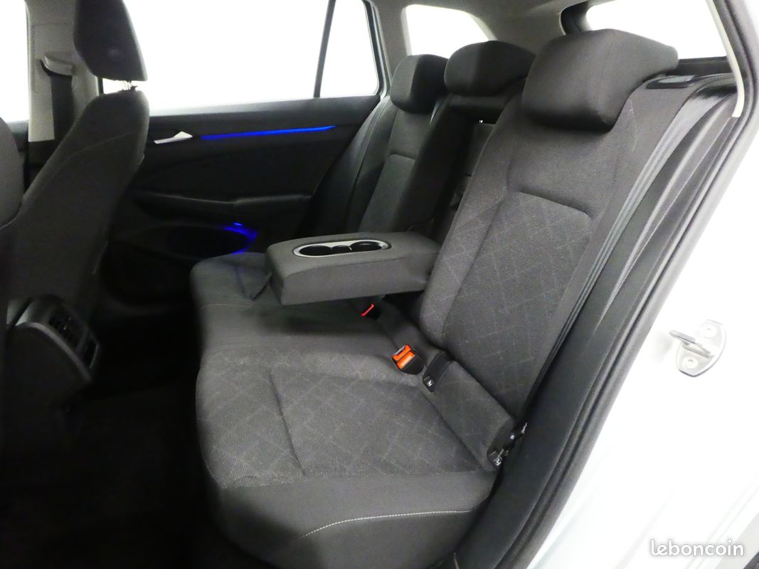 Volkswagen GOLF VIII SW 1.0 TSI OPF 110CH LIFE BUSINESS (image 8)