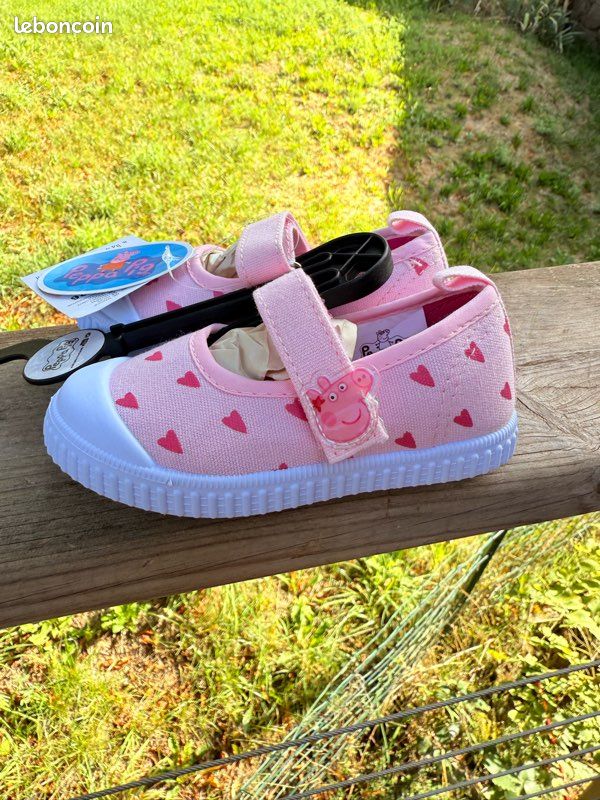 Chaussure en lot ou à l’unité - Peppa pig (image 3)