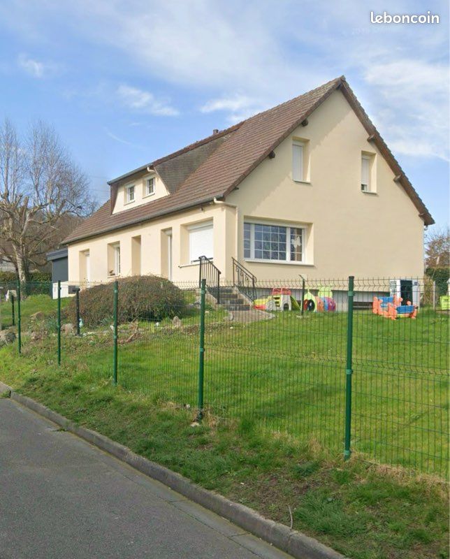 Maison 8 pièces 198 m² · à Perriers-sur-Andelle · 198 m² · 380 000 €
