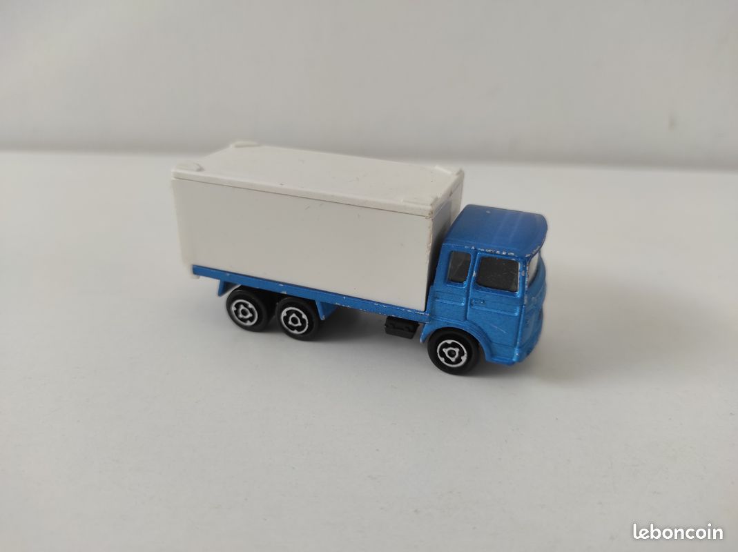 Camion Saviem Globe Toys MAJORETTE Made in France (image 2)