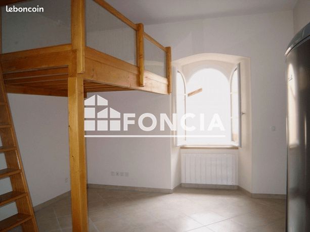 Studio 1 pièce 31 m²