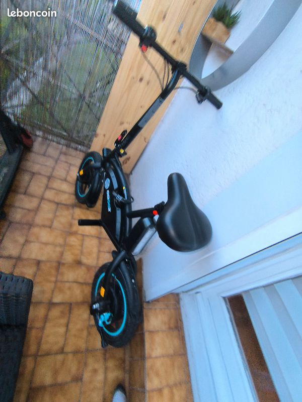 Vend draisienne électrique plus chargeur plus cadenas (image 4)