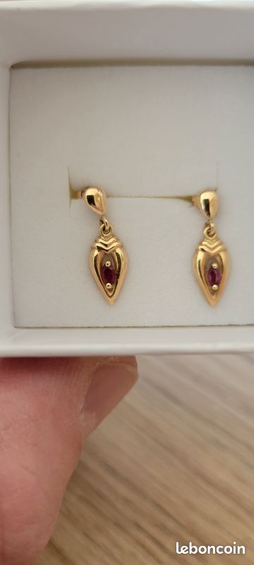 Boucle d'oreilles or et rubis (image 1)