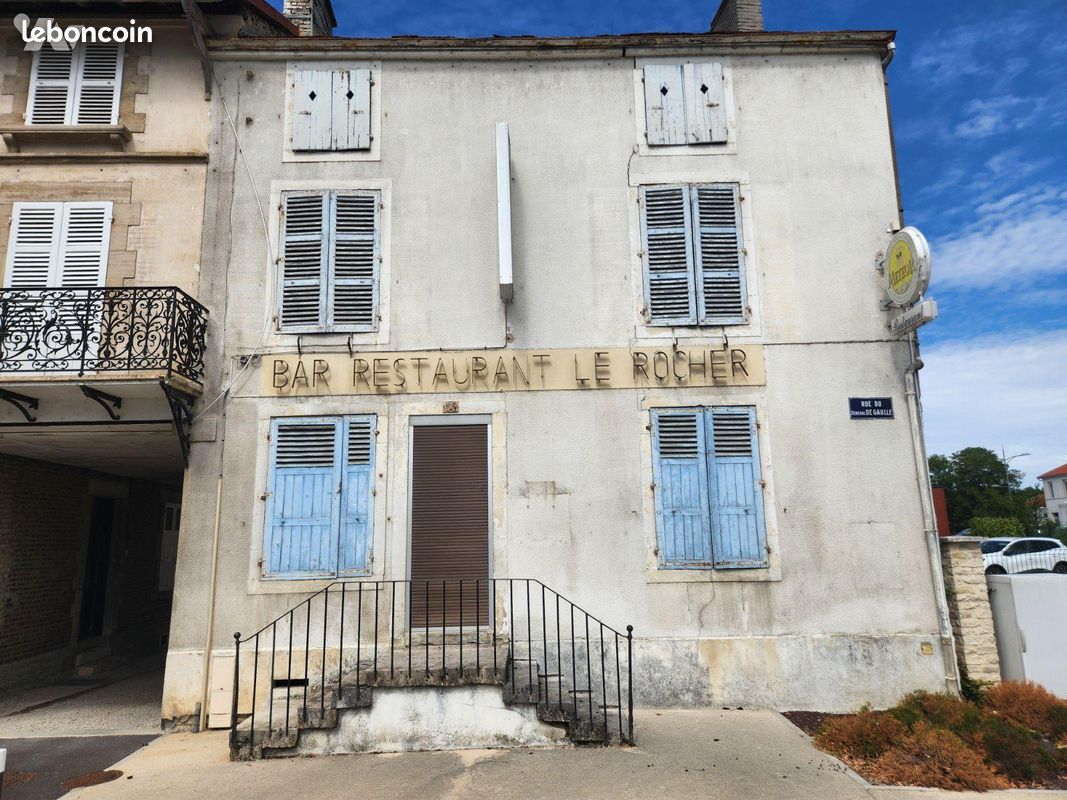 Maison 4 pièces 122 m² · à Bar-sur-Aube · 122 m² · 20 000 €