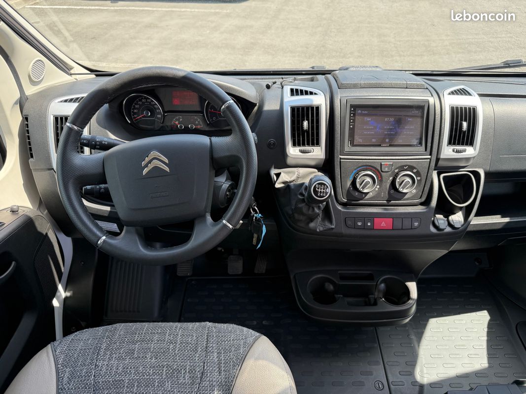 Dethleffs GLOBETRAIL 600 / Fourgon aménagé Citroën Jumper (image 4)