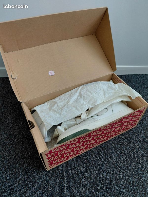 Baskets / Sneakers VANS - Modèle Upland emblématique - Taille 43 - Vert (image 2)
