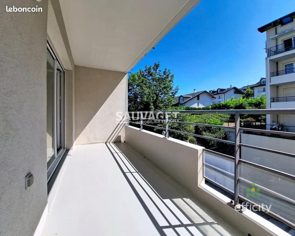 Appartement 2 pièces 44 m² · à Vétraz-Monthoux · 44 m² · 215 000 €