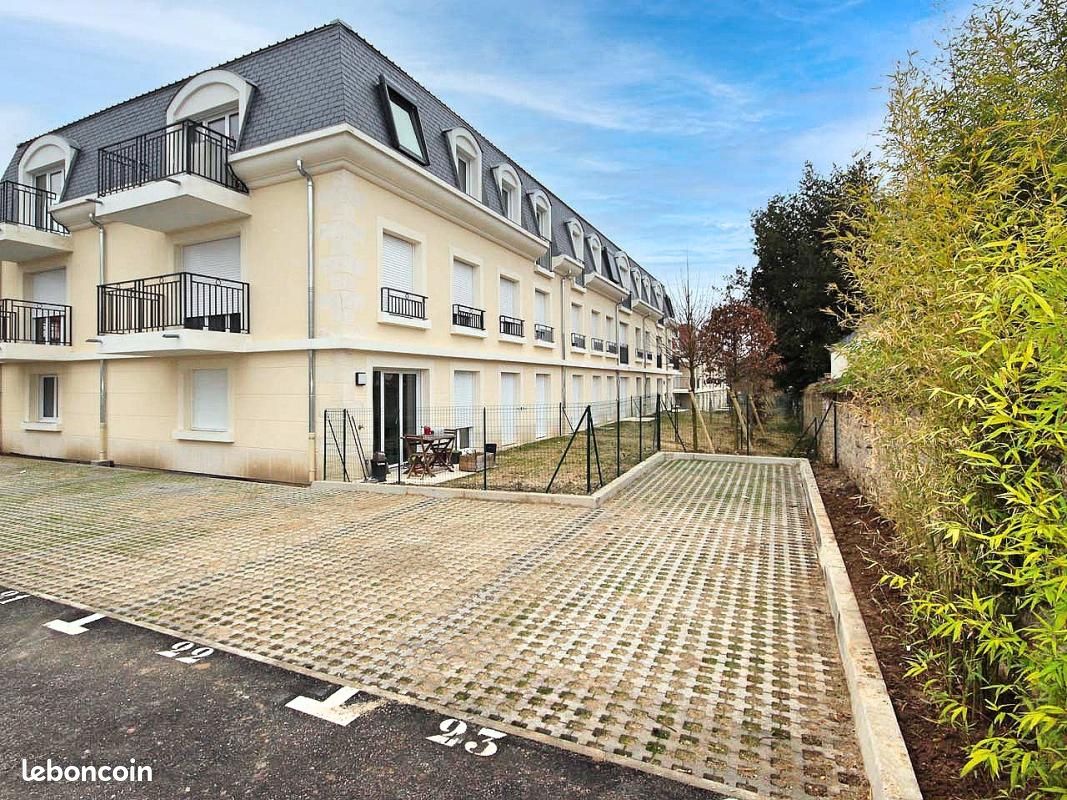 Appartement 3 pièces 55 m² · à Saint-Fargeau-Ponthierry · 55 m² · 890 €/mois