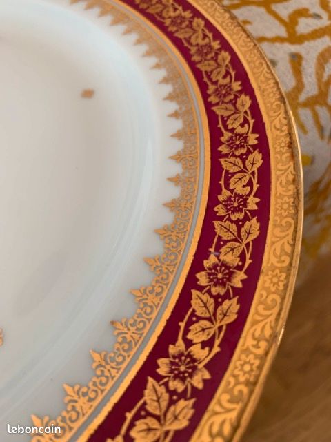 Service assiettes en porcelaine de Limoges (image 6)