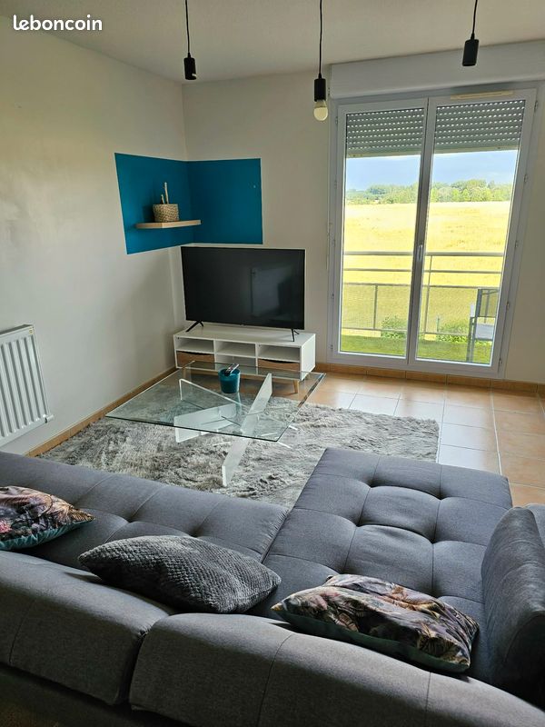 Appartement 2 pièces 49 m² · à Saint-Laurent-sur-Saône · 49 m² · 590 €