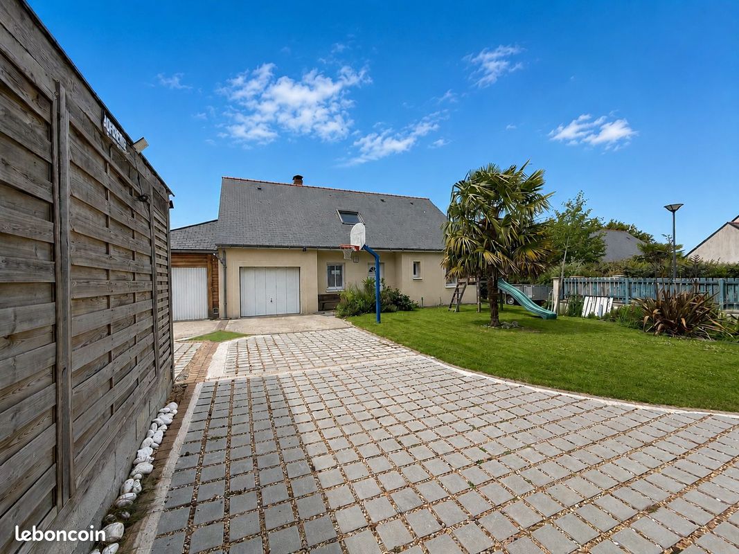 Maison 6 pièces 117 m² · à Les Hauts-d'Anjou · 117 m² · 231 500 €