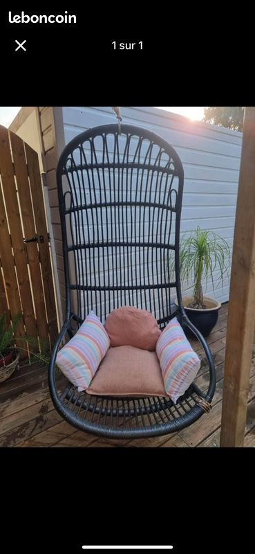 Suspension chaise rotin (image 1)