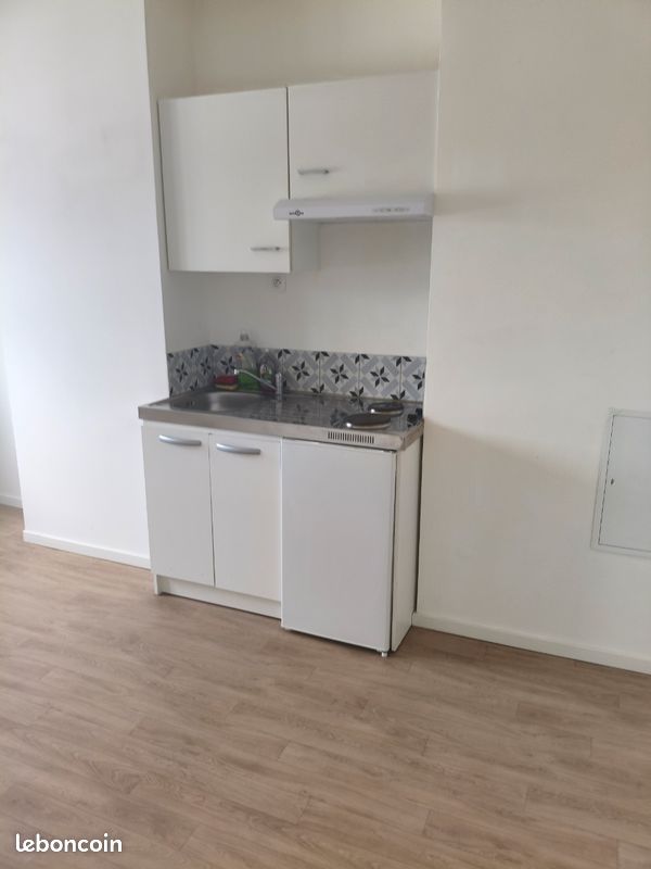 Appartement 1 pièce 28 m² · à Lille · 28 m² · 550 €/mois