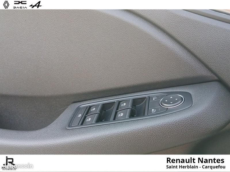 Renault Clio 1.6 E-Tech 145ch full hybrid Evolution (image 23)