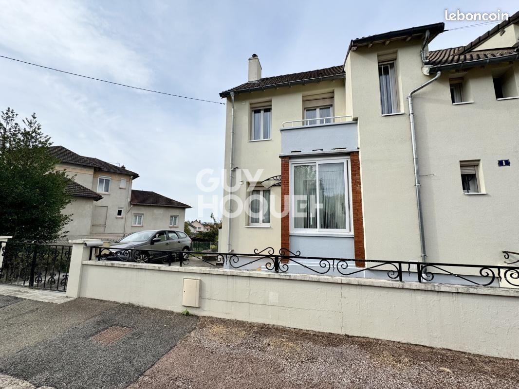 Maison 4 pièces 84 m² · à Saint-Laurent-d'Andenay · 84 m² · 120 000 €
