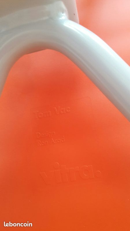 Fauteuil pivotant VITRA TOM VAC de Ron Arad (image 4)