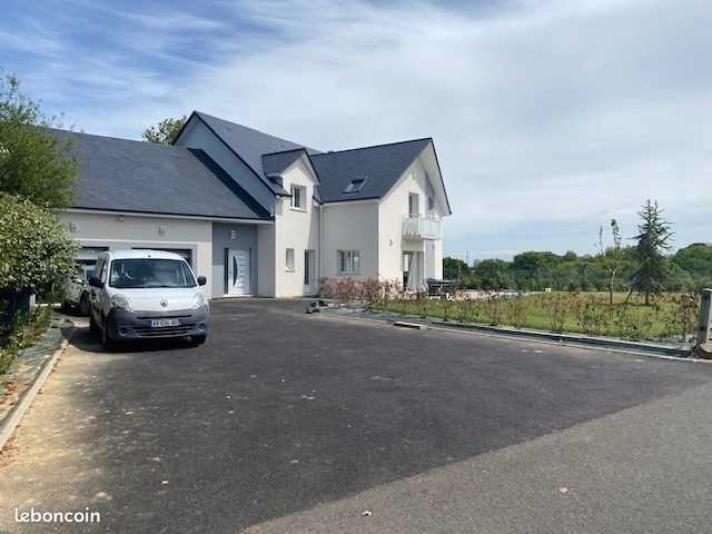 Maison 7 pièces 254 m² · à Fontaine-la-Mallet · 254 m² · 2 780 €