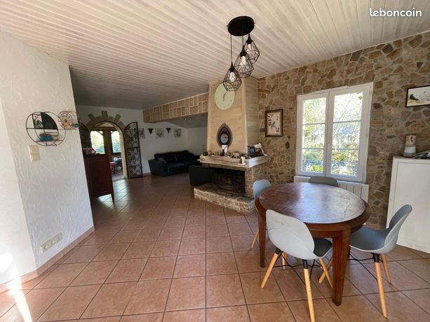 Maison 5 pièces 151 m²