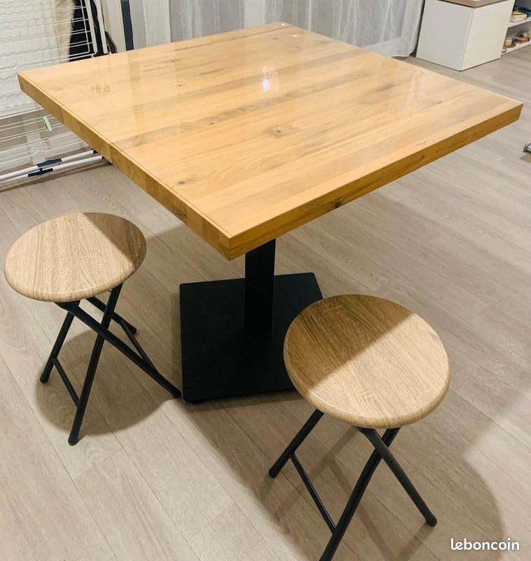 Table en chêne + 2 tabourets (image 1)