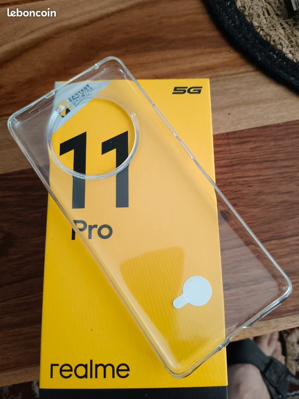 Realme 11 Pro 5G smartphone (image 3)