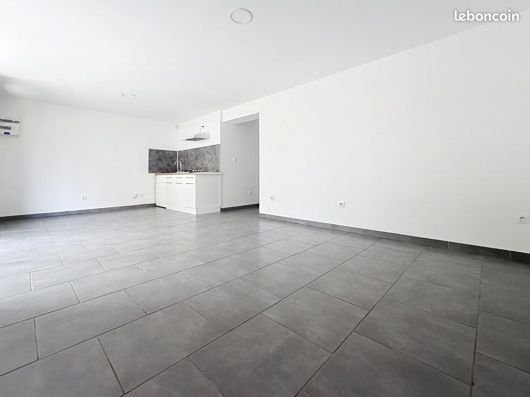 Appartement 2 pièces 44 m² · à Manosque · 44 m² · 600 €/mois