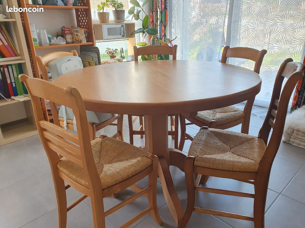 Très belle table ronde chêne massif cirée (image 3)