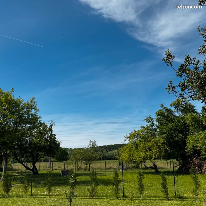 Terrain constructible 815 m² – Arboré, calme, proche Amboise · à Nazelles-Négron · 84 000 €