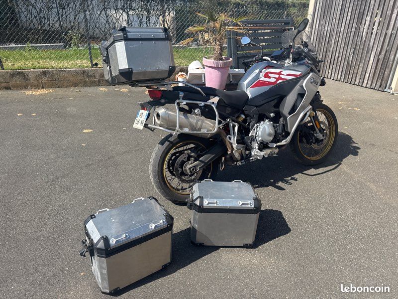 Bmw gs 850 (image 2)