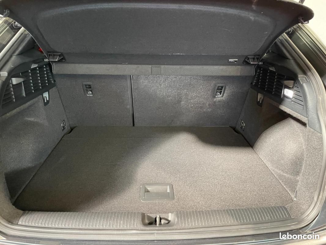 Audi Q2 30 TDI 116 S tronic 7 S line (image 15)