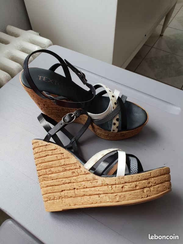 Sandales à talons compensés taille 38 (image 2)