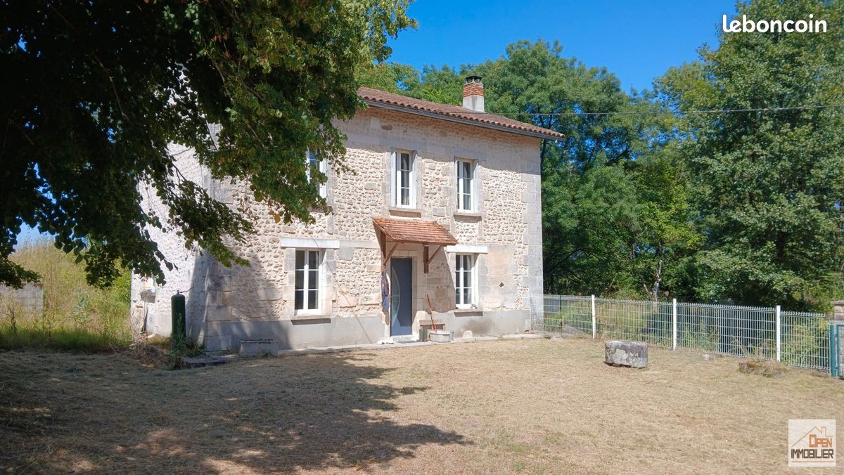 Maison 5 pièces 89 m² · à Montmoreau · 89 m² · 214 000 €
