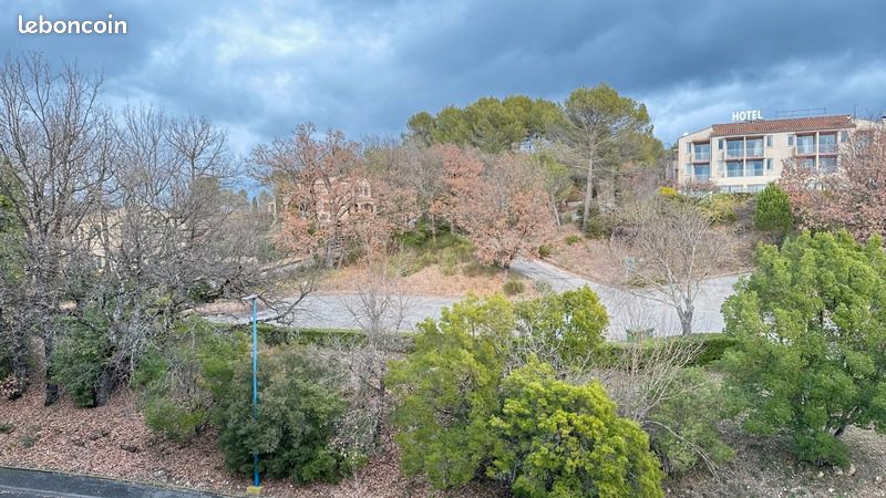 Appartement 1 pièce 17 m² · à Gréoux-les-Bains · 17 m² · 57 000 €